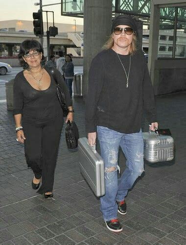 beta lebeis|Malibu Woman Credits AXL ROSE With Helping Save Her Home.